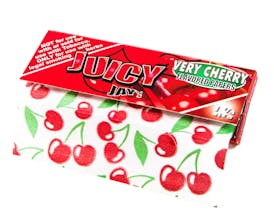 Very Cherry | Rolling Papers | 1 1/4"