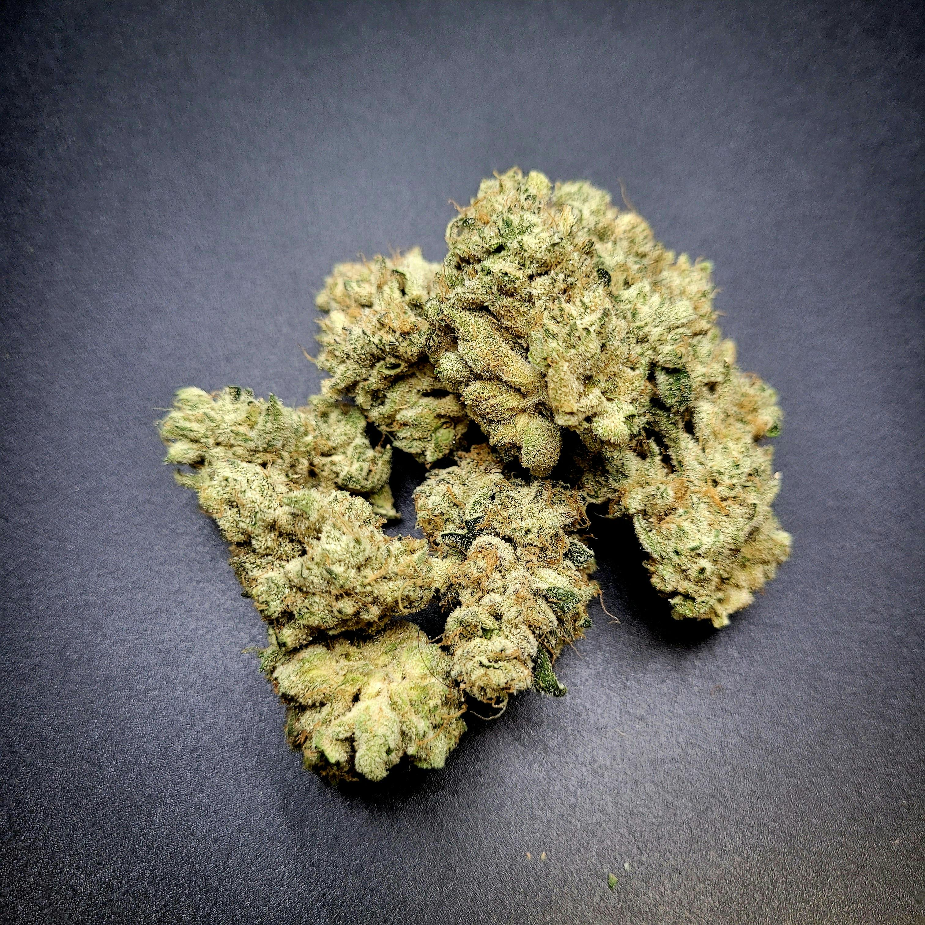 Green Dot - Pre-Packed - Numbskull (H)