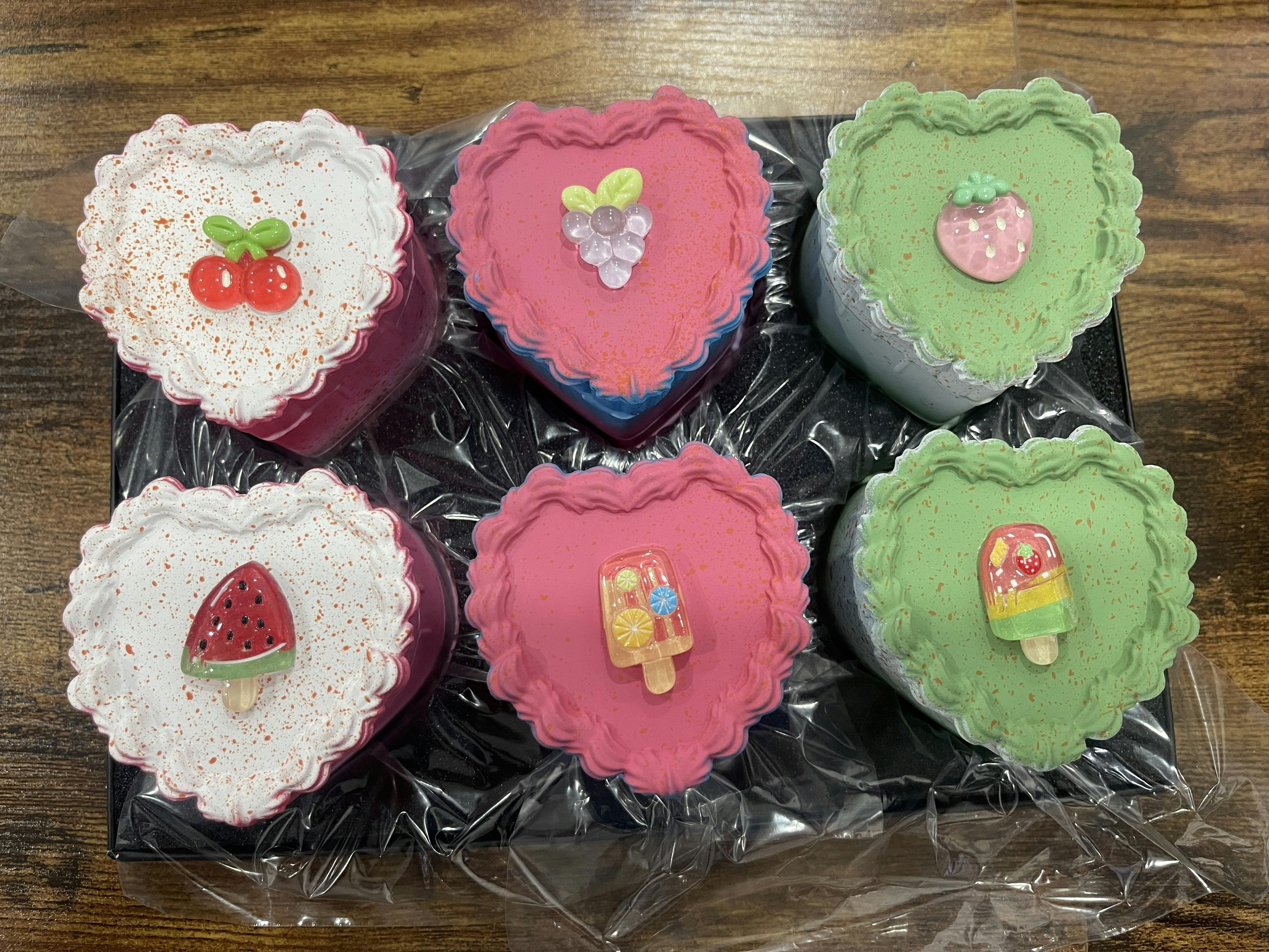 Heart Cake Grinder - One Size