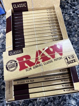 RAW PAPERS