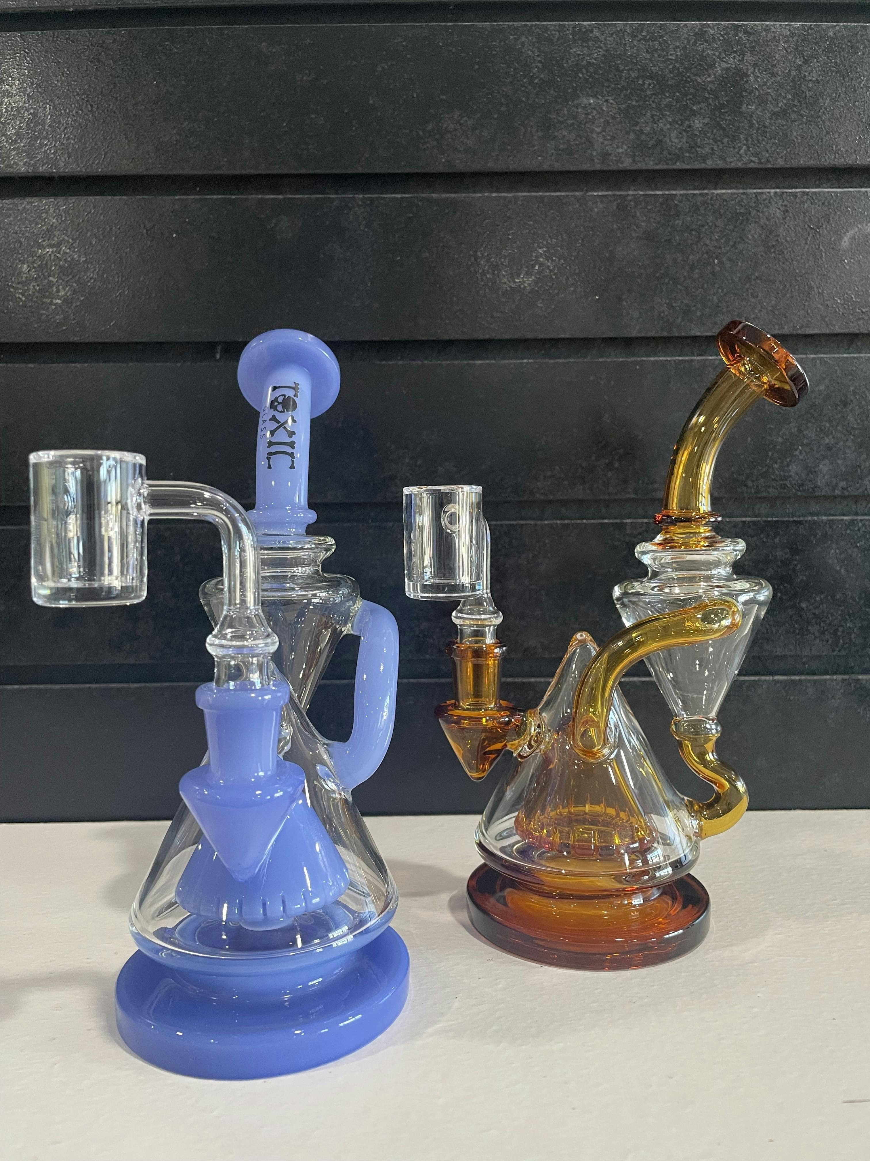 TOXIC GLASS DAB RIG