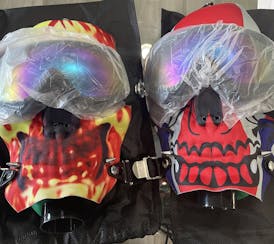 GAS MASK