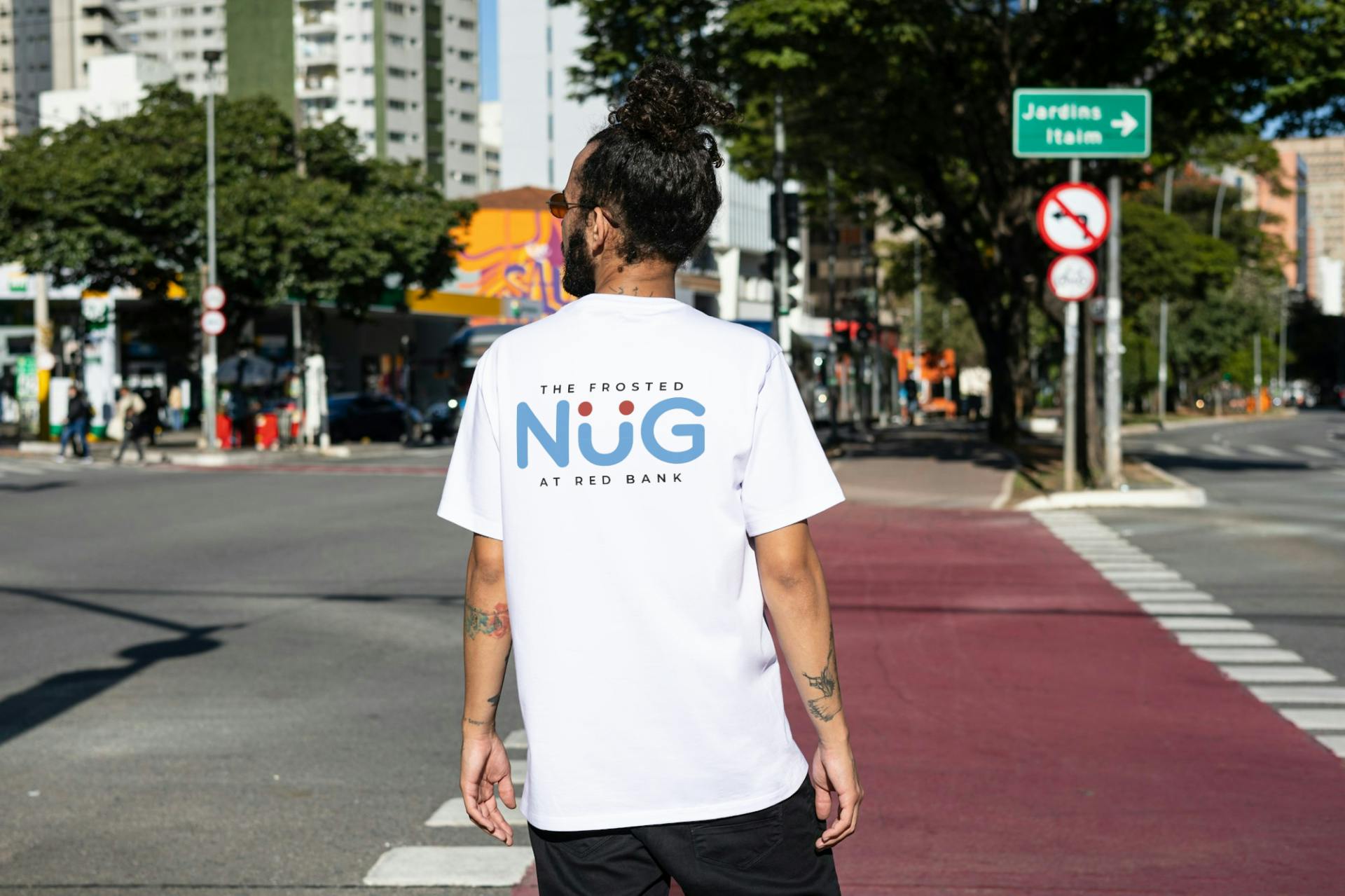 Frosted Nug Short Sleeve Medium