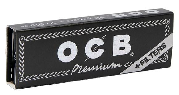 OCB PREMIUM BLACK ROLLING PAPERS W/ TIPS (1.25)