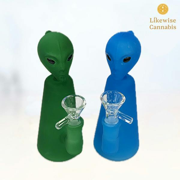 5.5" ALIEN WATER PIPE - HIGH MOUNTAIN IMPORTS