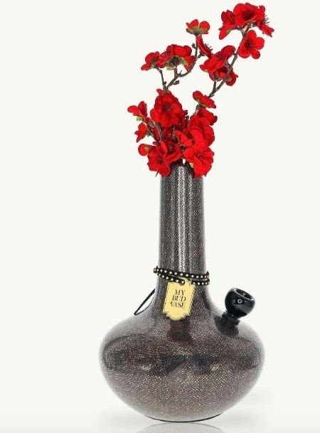 Burmese by My Bud Vase