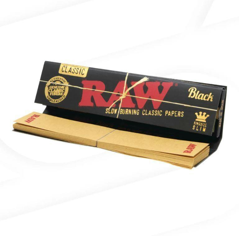 CLASSIC BLACK CONNOISSEUR KING SIZE PAPERS W/TIPS - RAW