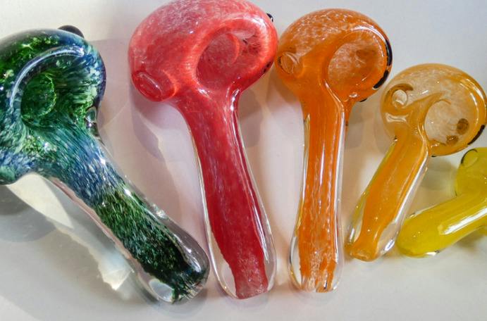EPIC WHOLESALE - GLASS - SMALL HAND PIPE - PRIZE