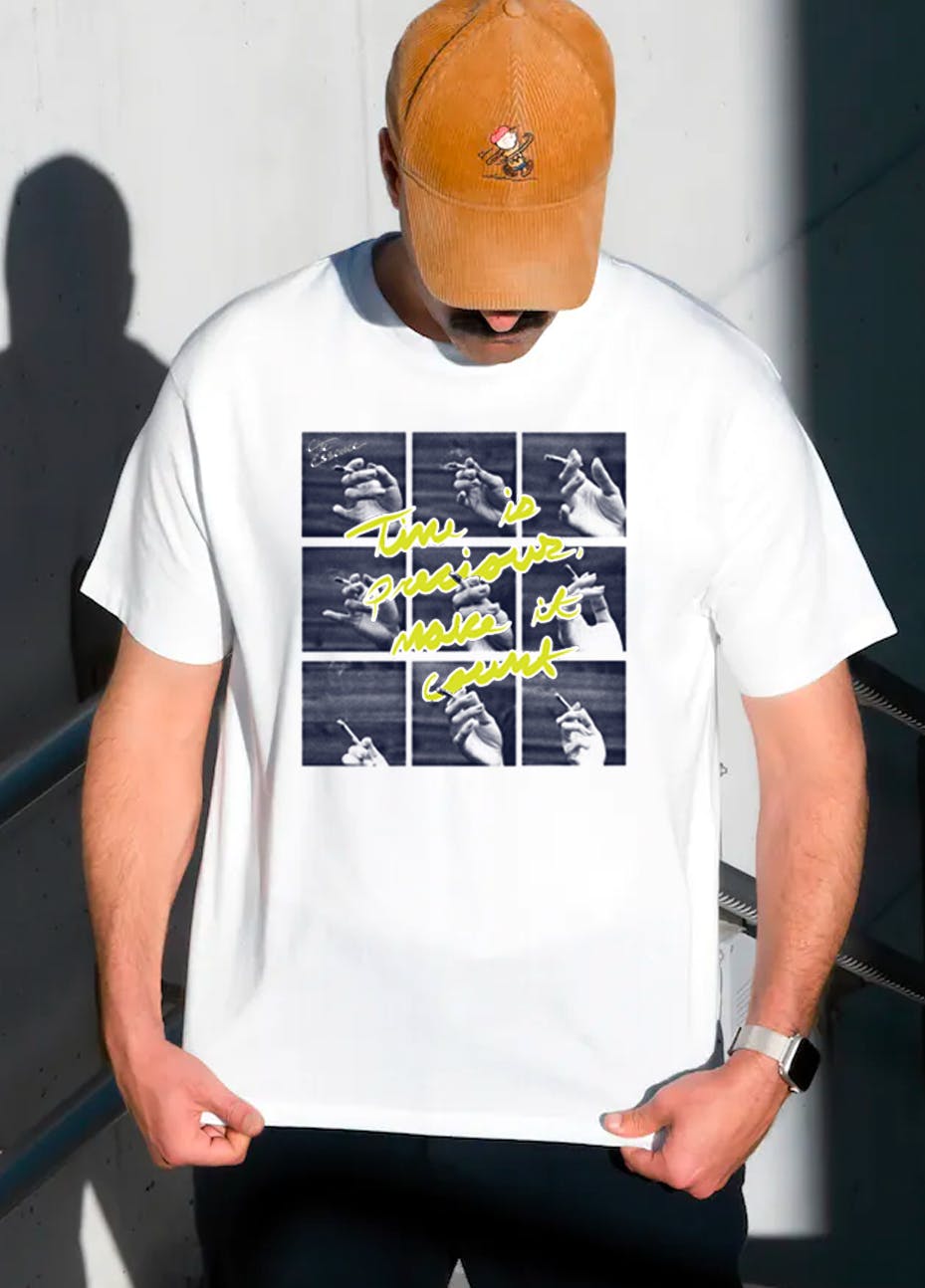 Essence White   Essence Short Sleeve T-Shirt L