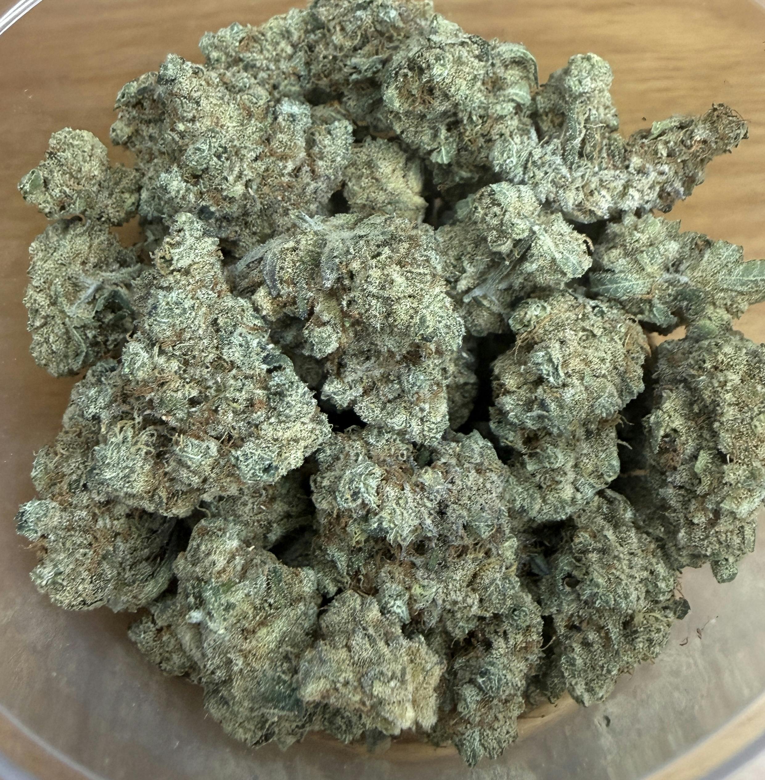 SmokeStax - Deli Flower - 7g