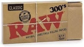 Raw - Classic Creaseless 300's Leaves - 1 1/4"