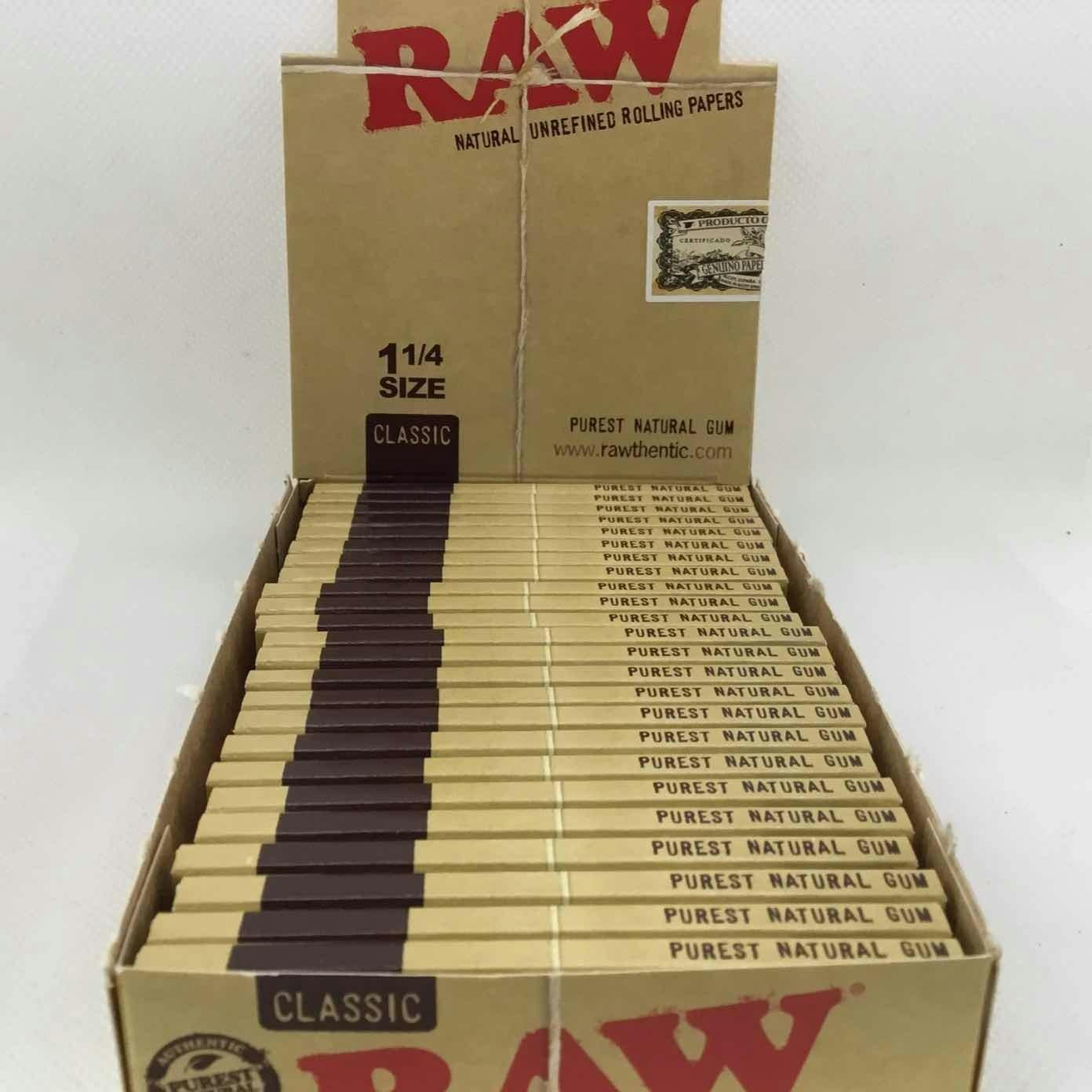 Raw- Classic Rolling Papers 1-1/4"