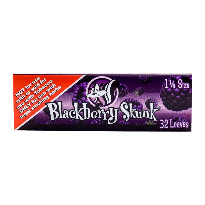 Skunk brand rolling papers 1 1/4 Size - Blackberry
