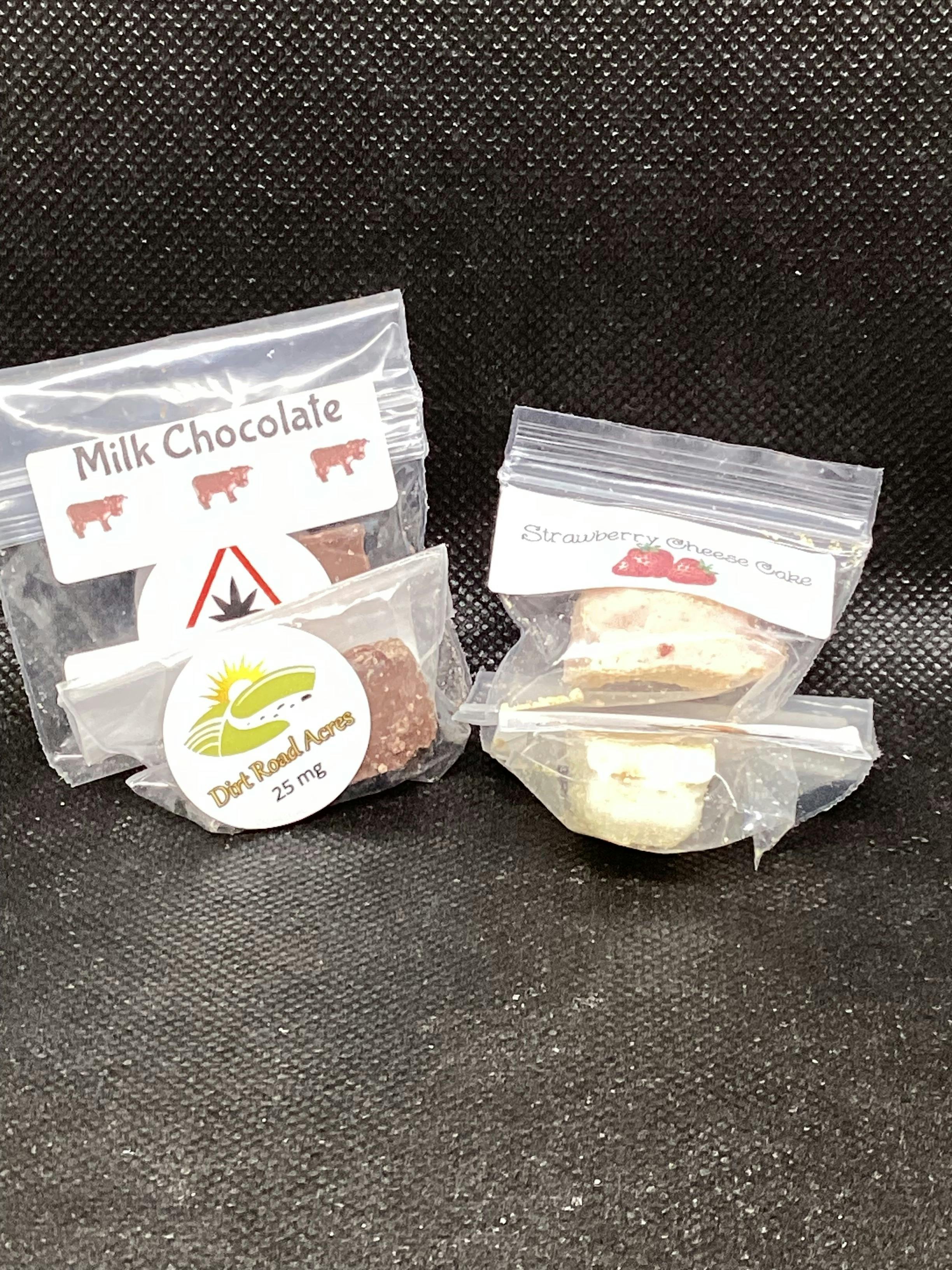 Dirt Road Acres- random- Build A Bar- Candy Bar- 25MG at Vargas Farm