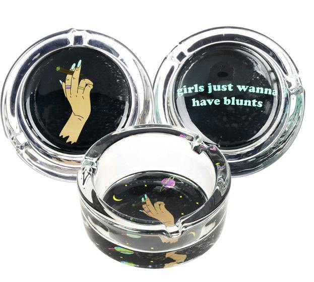 Girls Just Wanna Ashtray 3.3"