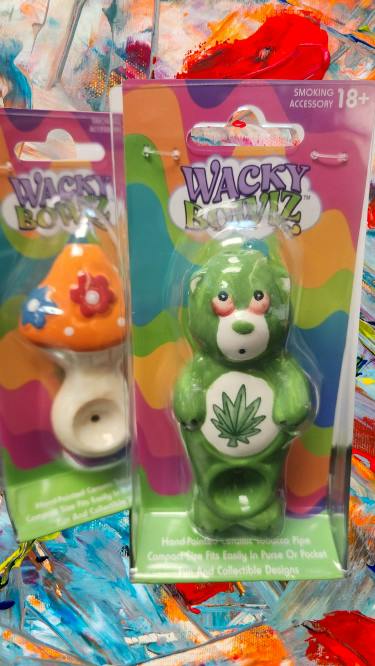 Wacky Bowlz Ceramic Hand Piece by Wacky Bowlz