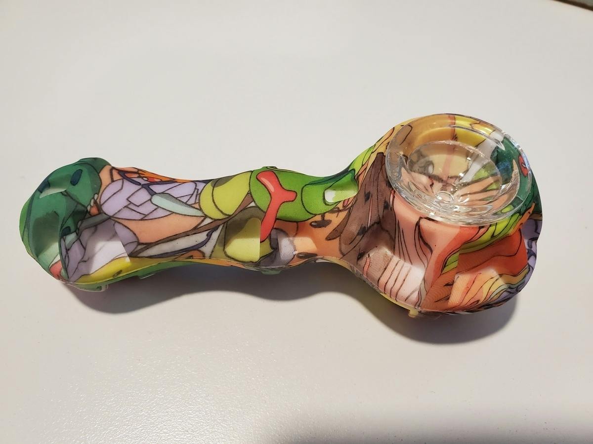 Maple Craft Silicone Assorted Hand Pipe - 4" Assorted Graphic