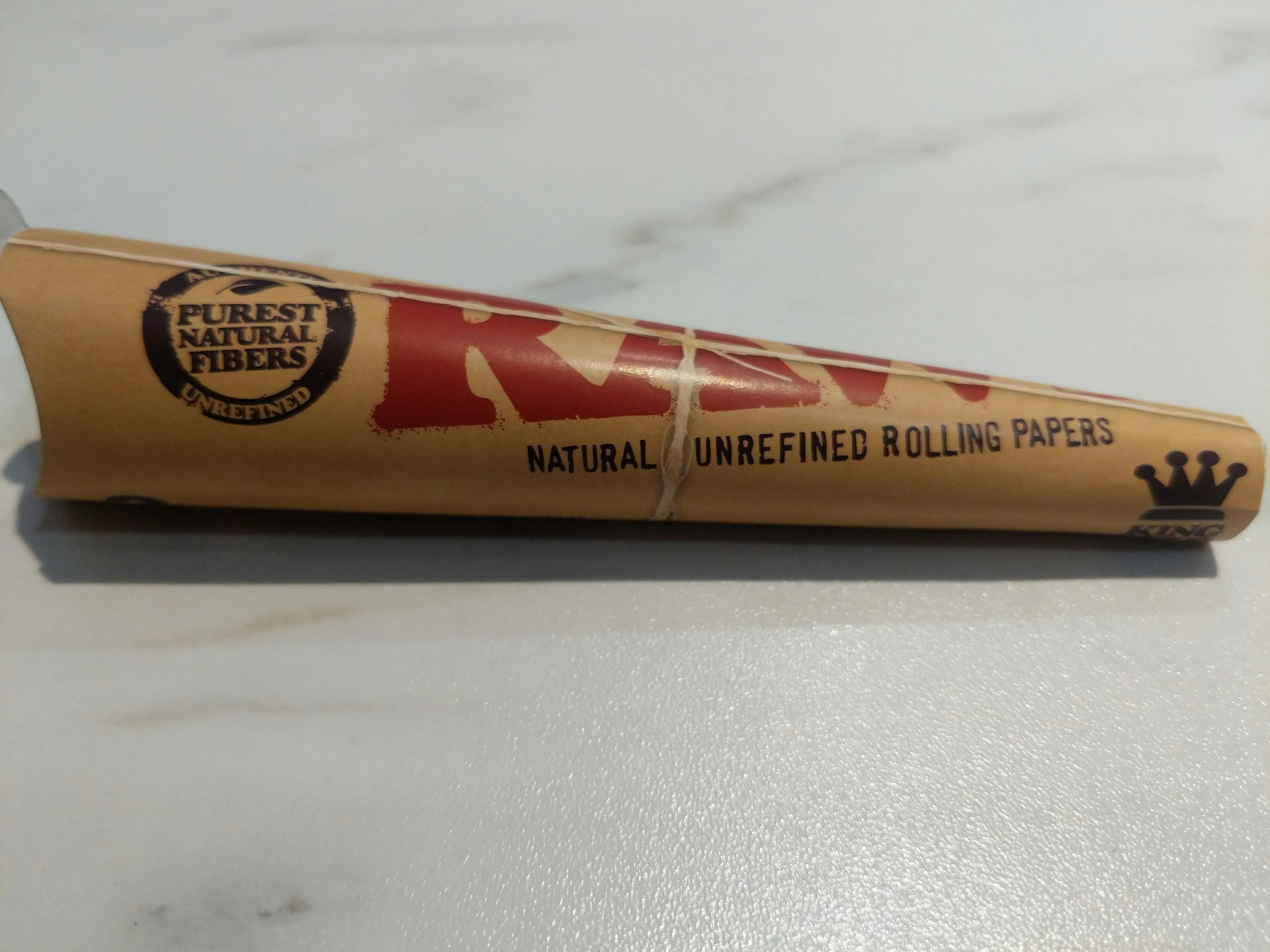 RAW - Classic Pre-Rolled Cones King Size - 3pk
