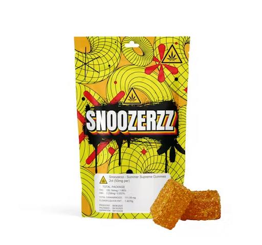 Summer Supreme Gummies by Snoozerzz 50mg 2 Pack | Hybrid at Dakota Health and Wellness