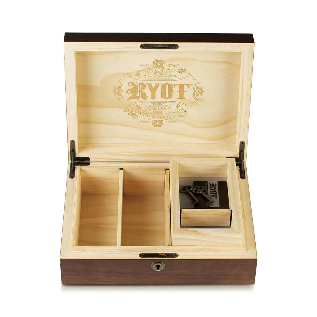 RYOT - Humidor Combo Box with riser blocks in Walnut with 4"x7" Insert Box - 8"x11"