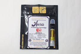 AURA Strawberry Kiwi Distillate Pen - H 1g