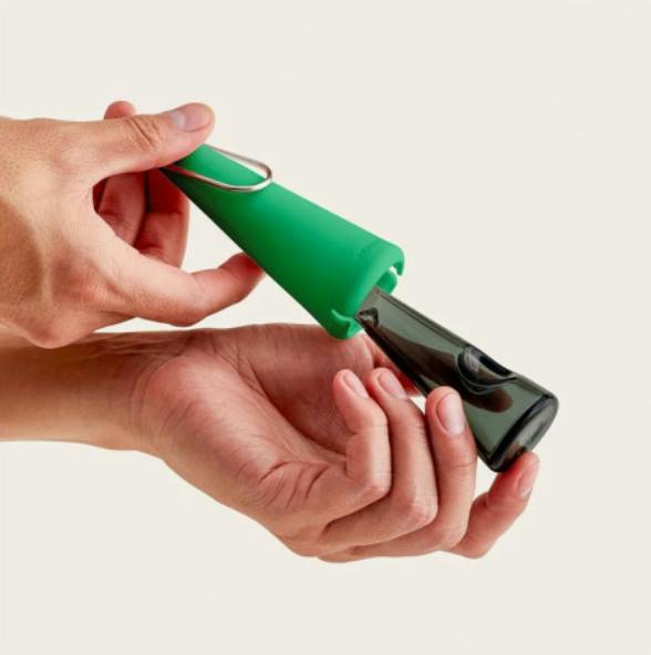 Session Goods - Hand Pipe with Silicone Sleeve - Desire