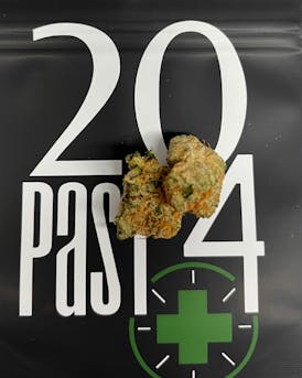 Fluresh | Carbon | White Super Skunk | Bulk Flower | Hybrid
