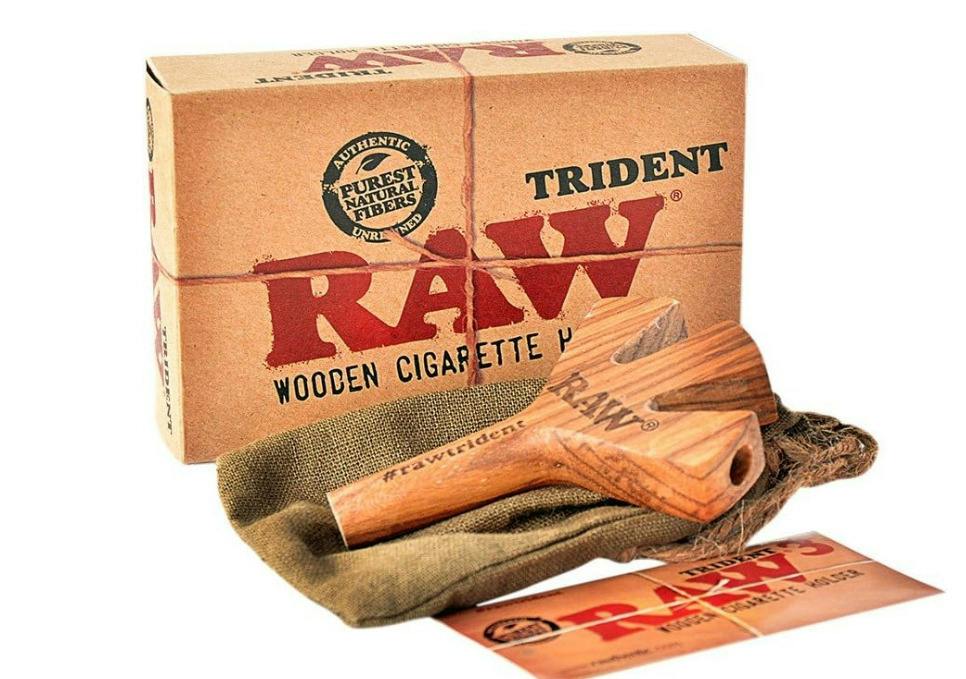 Trident Wooden Cigarette Holder