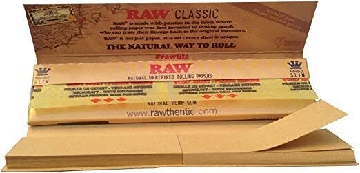 RAW Classic Connoisseur Rolling Papers and Tips - King