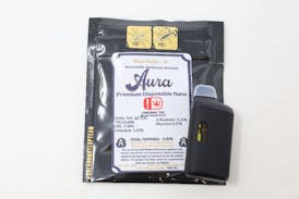 AURA Blue Razz Distillate Nano Cloud - Sativa 1g