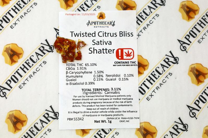 Twisted Citrus Bliss Shatter - Sativa 1g