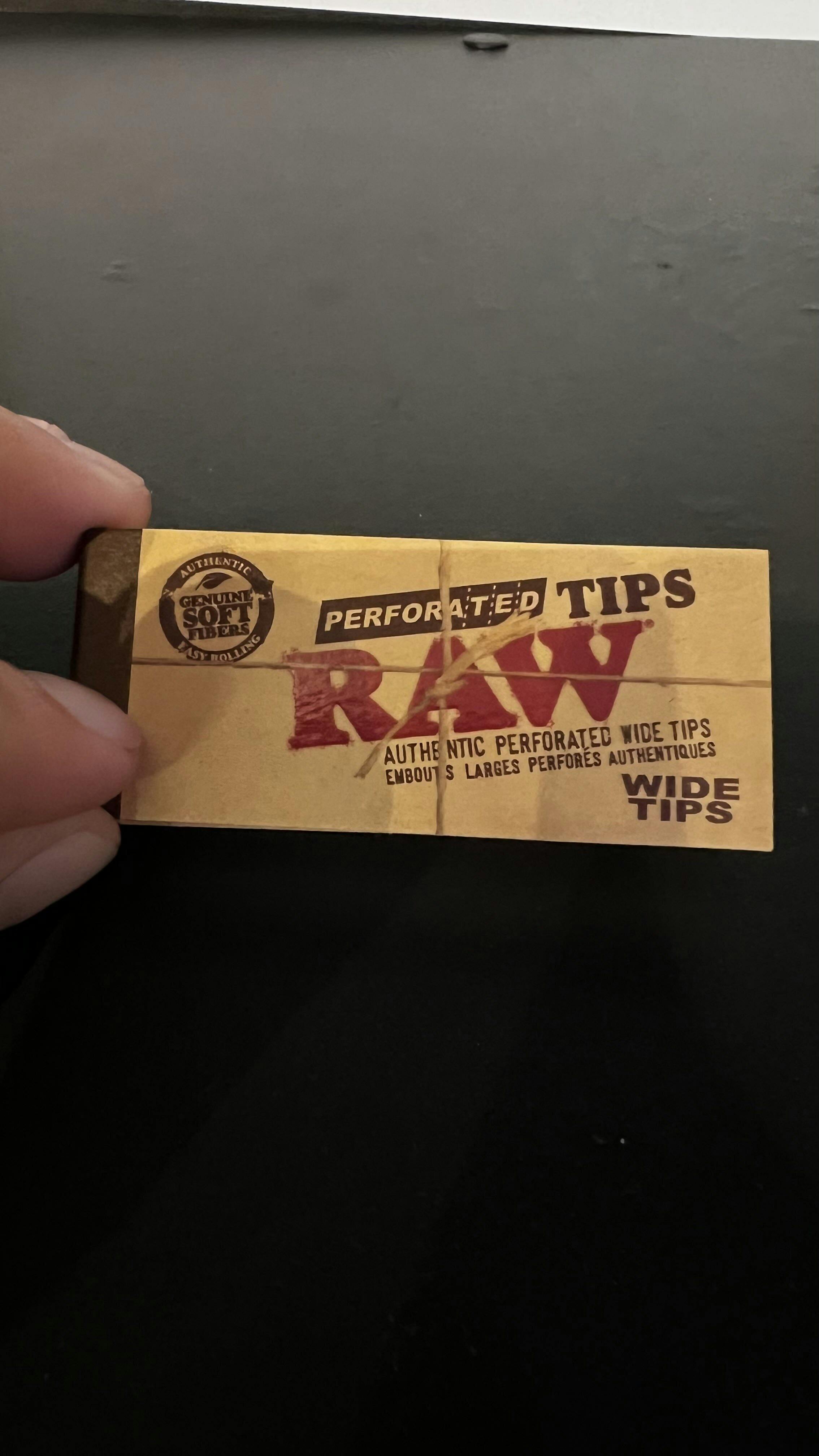 Raw Perforated Wide Tips
