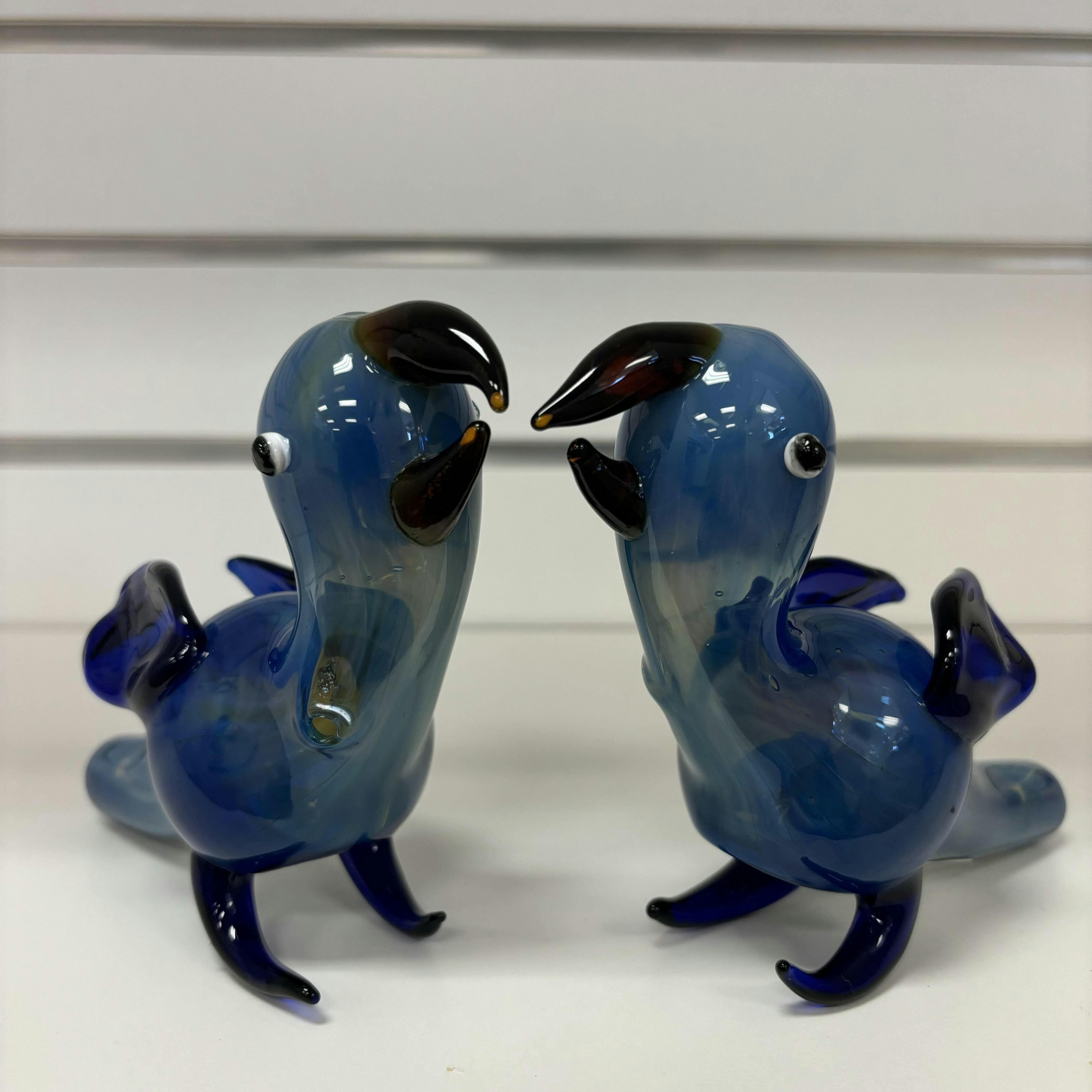 8" Color Changing Parrot Pipe (HP65)