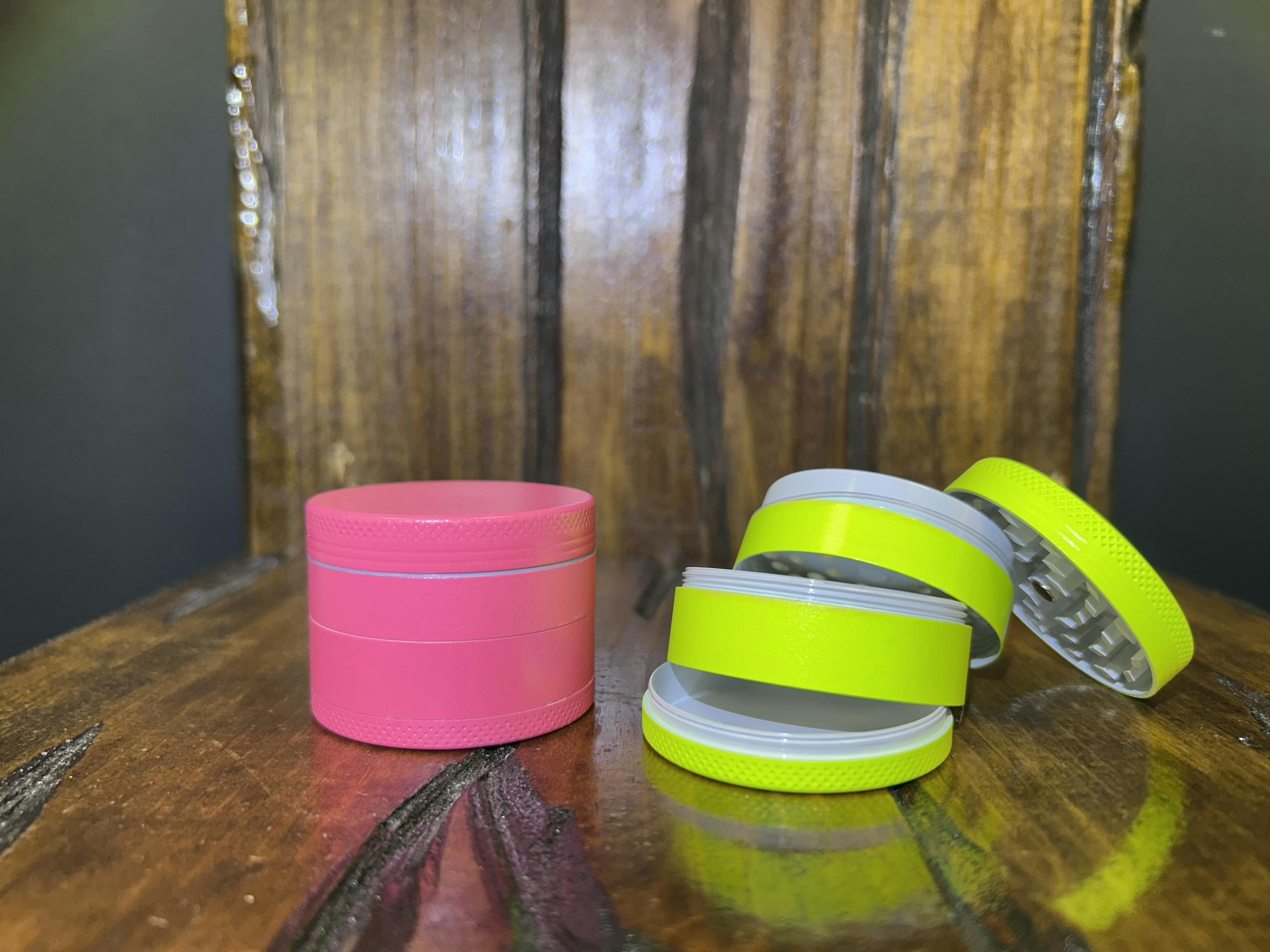 SeshGear 4-Piece Metal Grinder | Glow