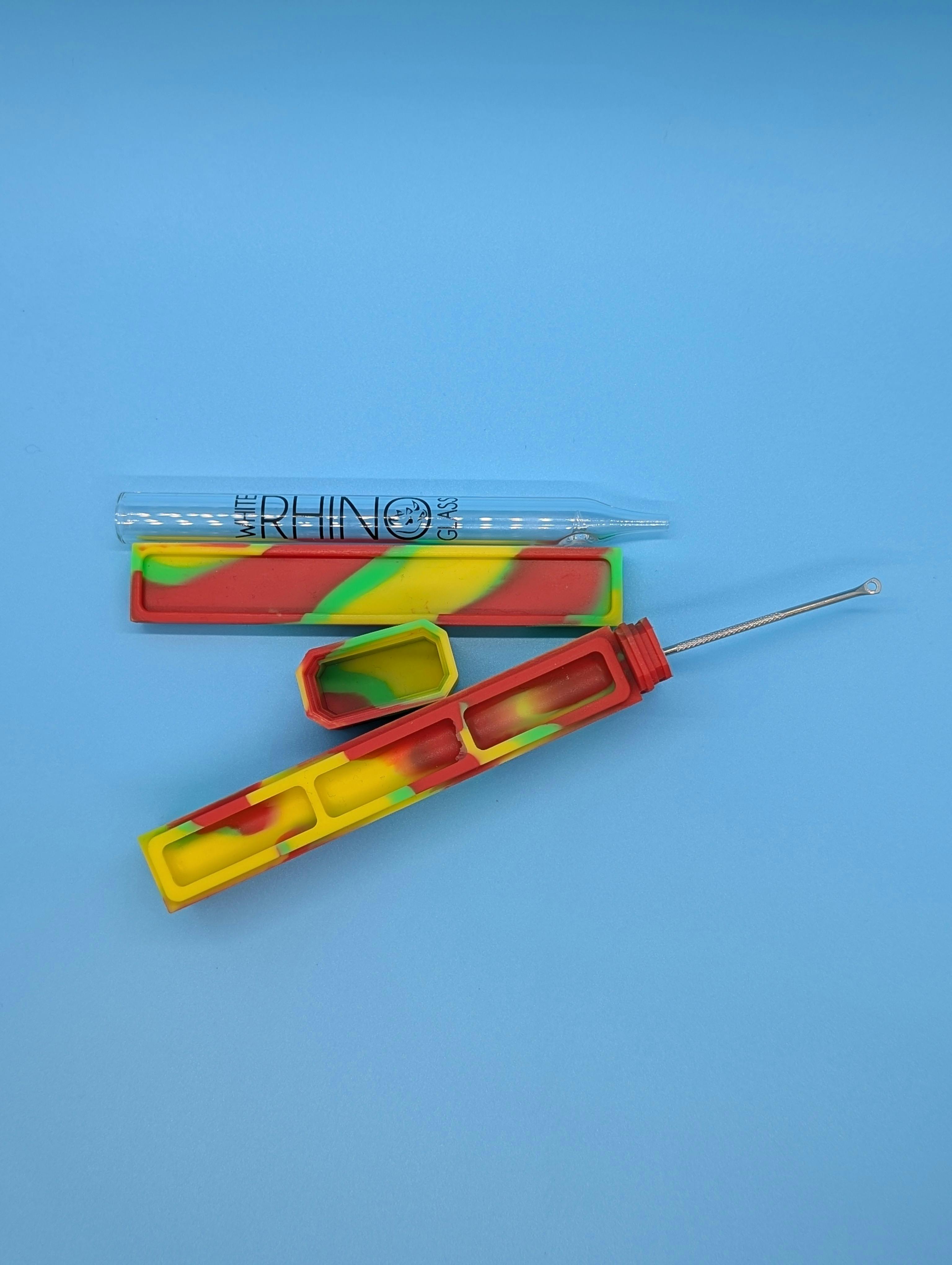 Nectar Collector Dab Out Container w/straw