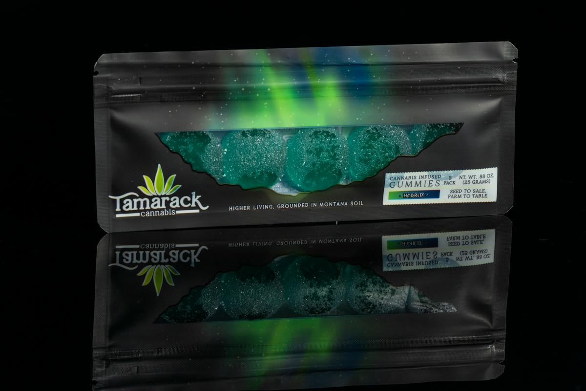 REGULAR - 1:1 THC:CBD - Gummie Gems - Blue Raspberry - HYBRID - SOUR