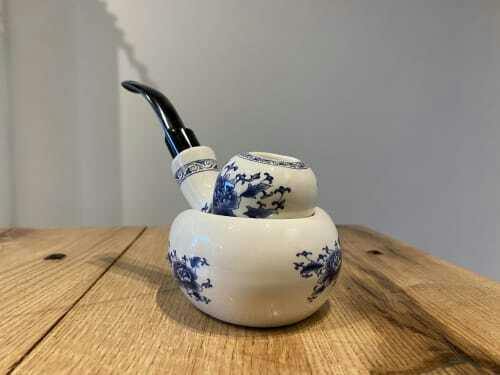 Porcelain Pipe with Stand