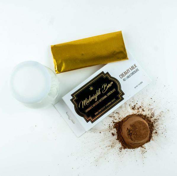 Creamy Milk Chocolate Bar | 200mg | Midnight Roots