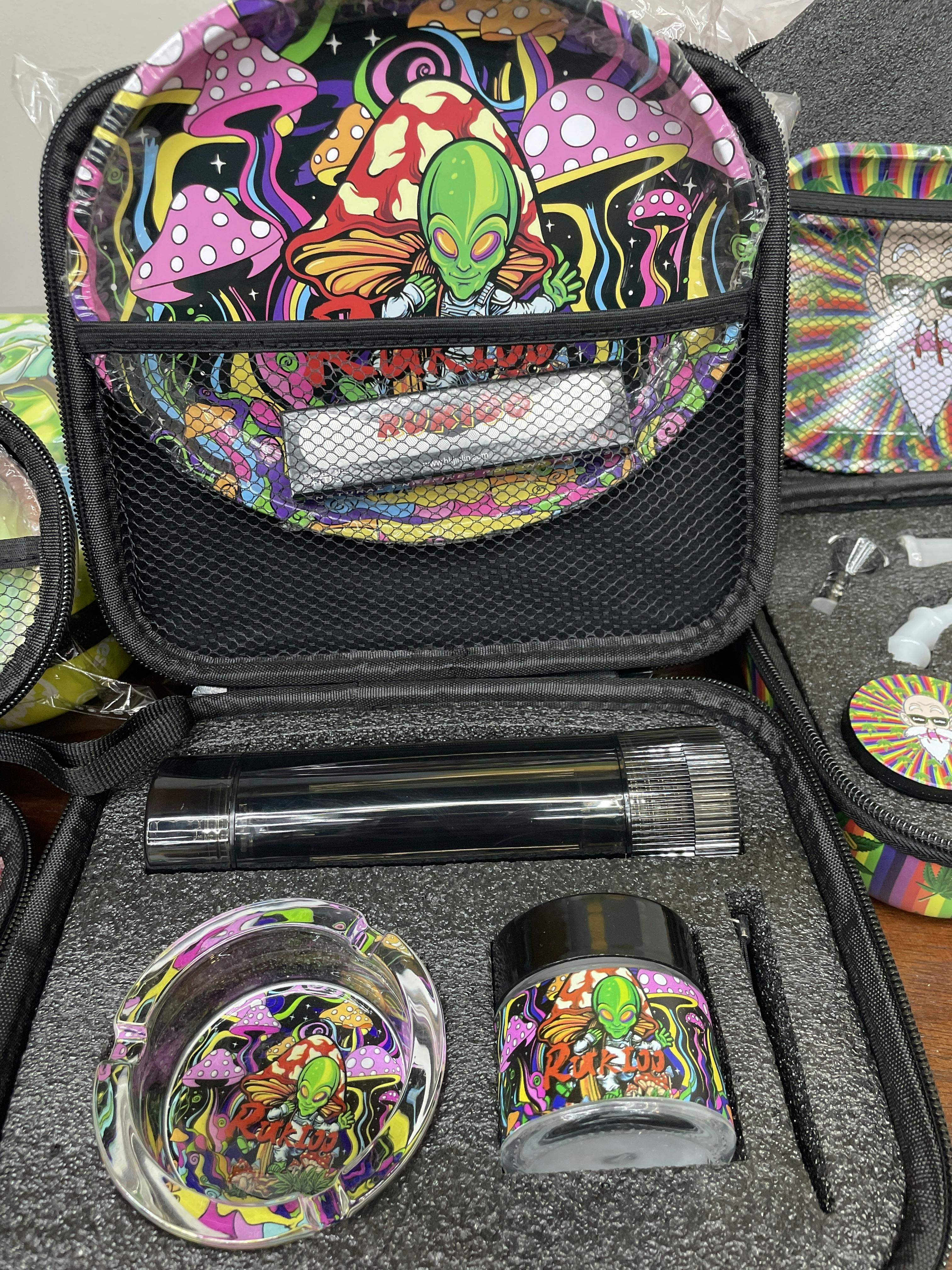 Large Travel Set