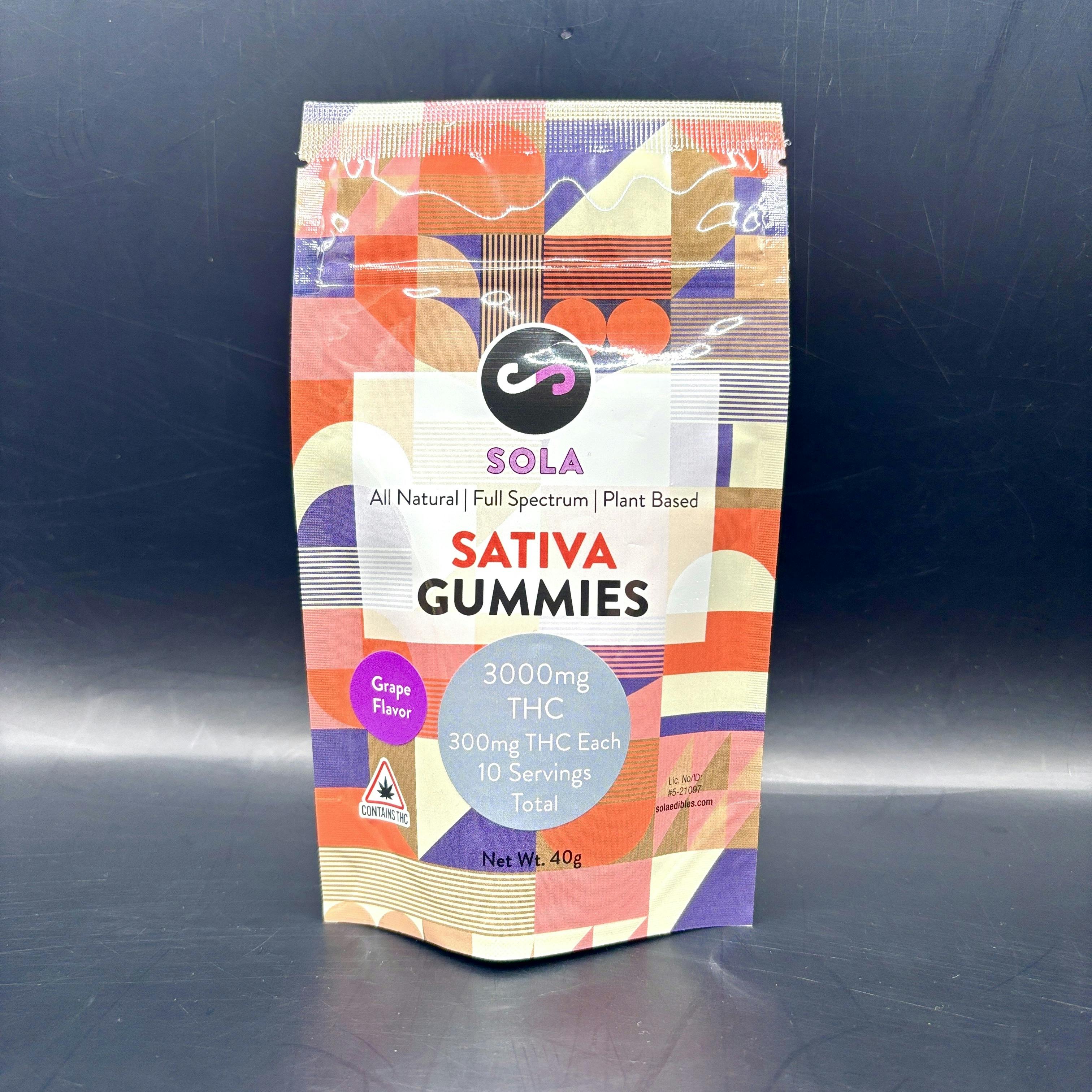 3000mg Grape Sativa Gummies | SOLA