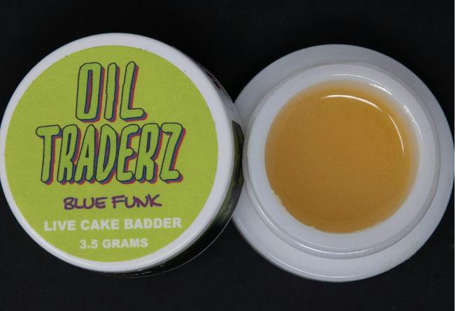 $25 | 3.5g Live Badder | Oil Traderz | Apple X Purple Punch