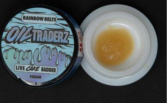 $9 | 1g Live Cake Badder | Oil Traderz | Papaya Punch