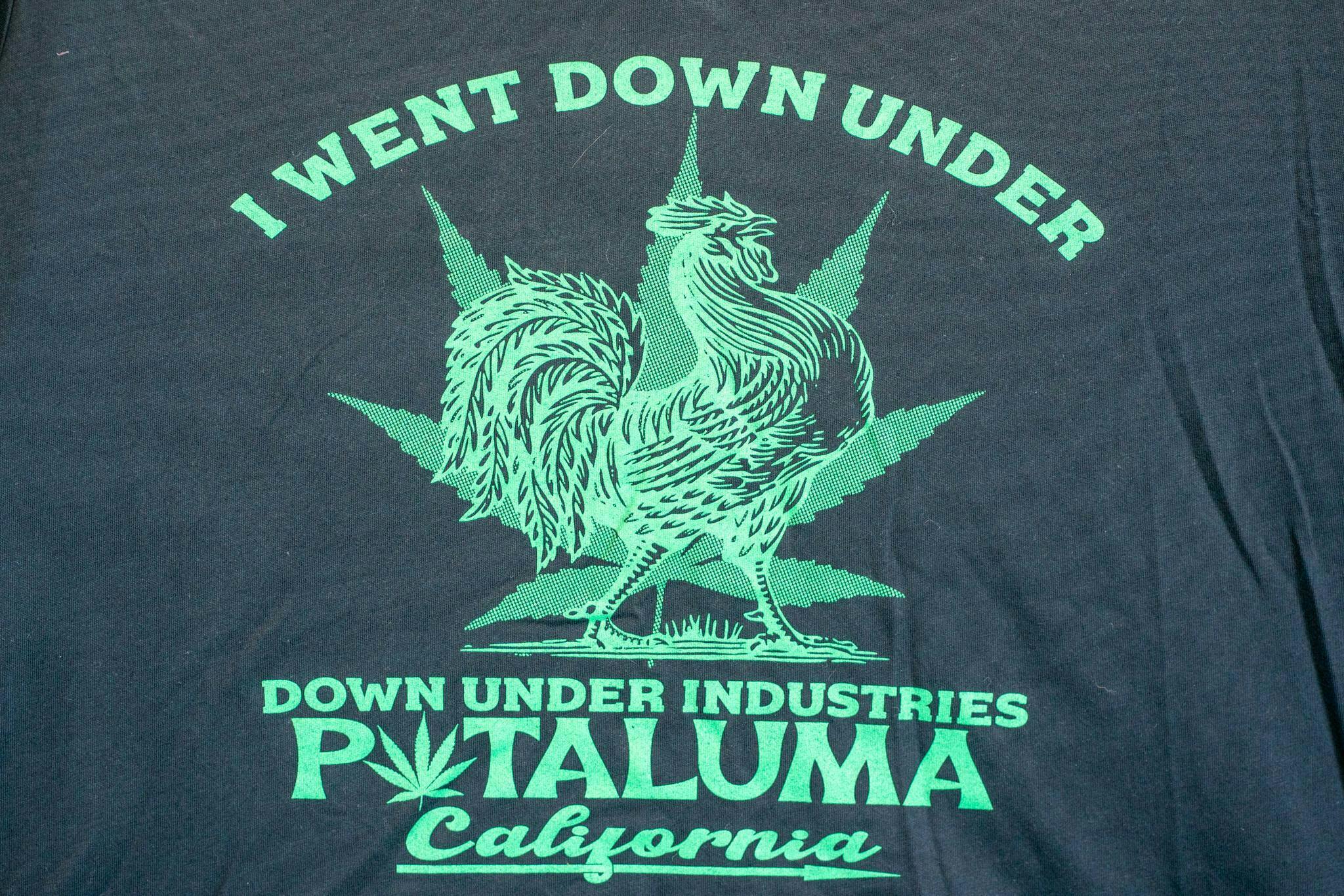 Chicken Shirt Mens Medium