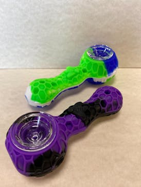 Silicone Honeycomb Hand Pipe W/ Glass Bowl & Dabber - 4.5"