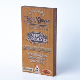 RVDR - Strawberry Milk Chocolate Bar