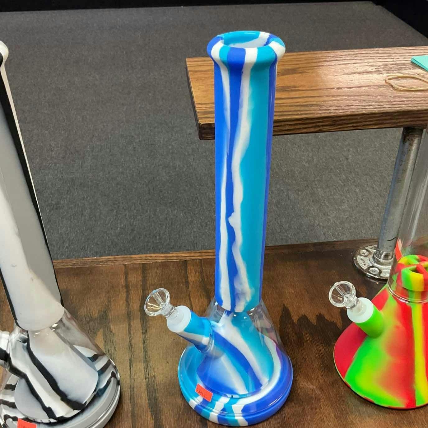 big silicone bong 23811
