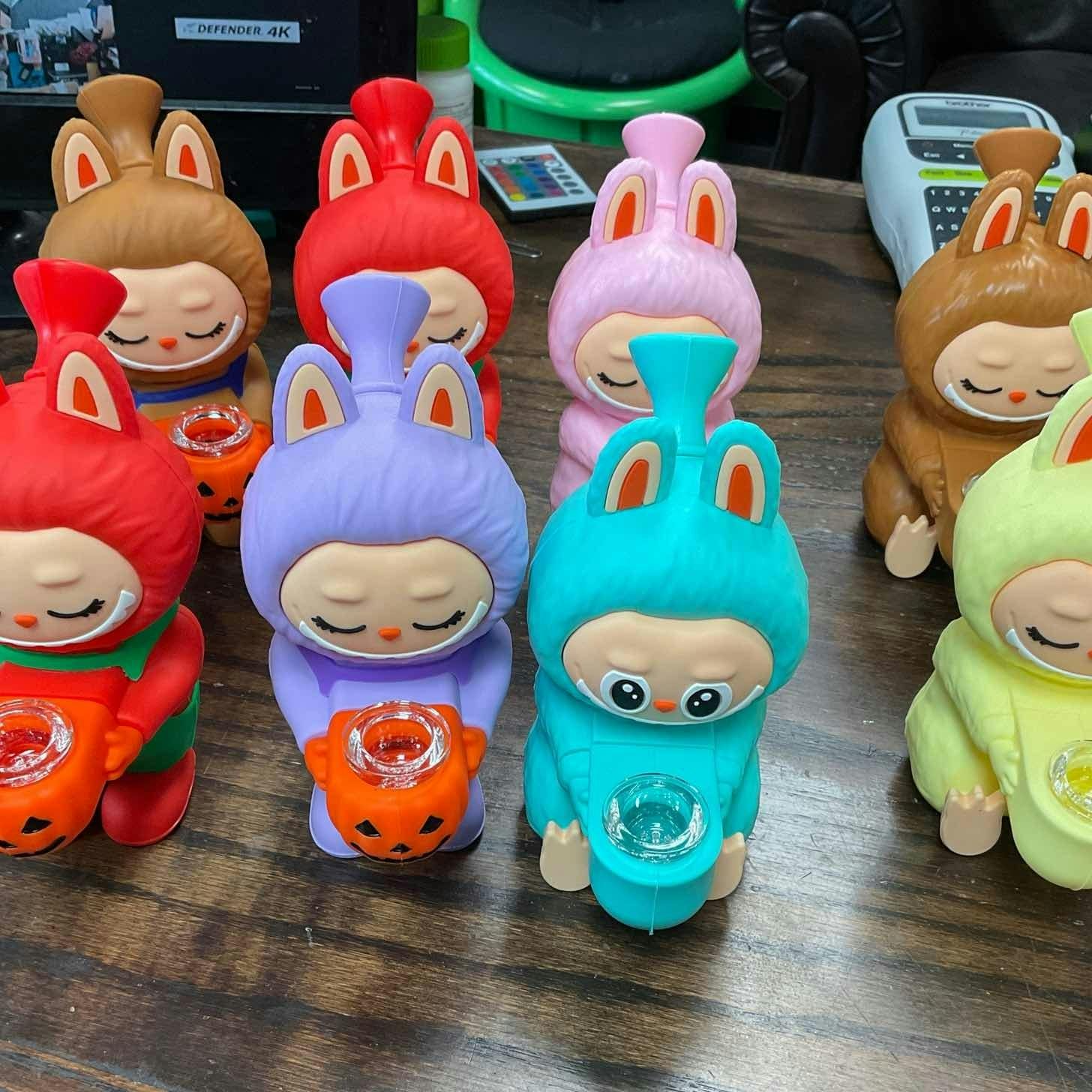 Labubu water pipes
