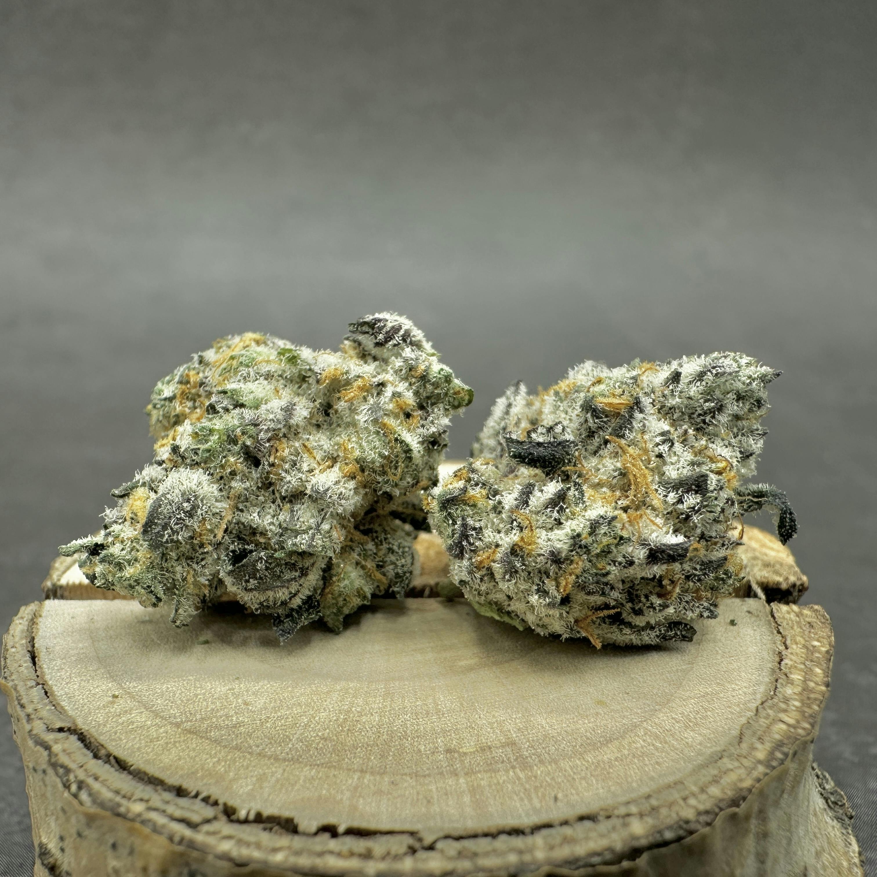Premium Smalls | 1oz | Lodestar Cannabis