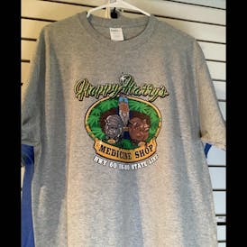T shirt-Happy Harry's T-shirt 2X