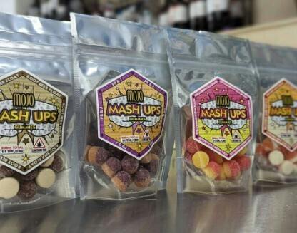21+ MASH UPS Root Beer Float 1:1 Gummies - 5mg (100mg Total)